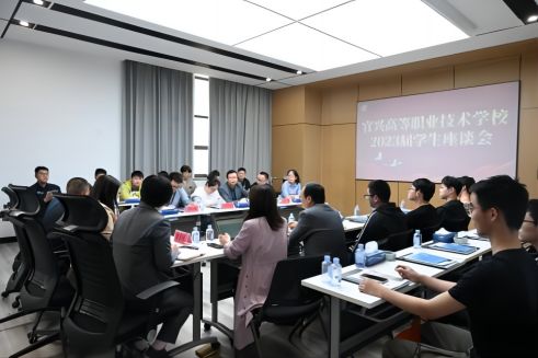 校企共培 未来可期丨67381cm顶级游戏娱乐股份召开2023届实习生座谈会