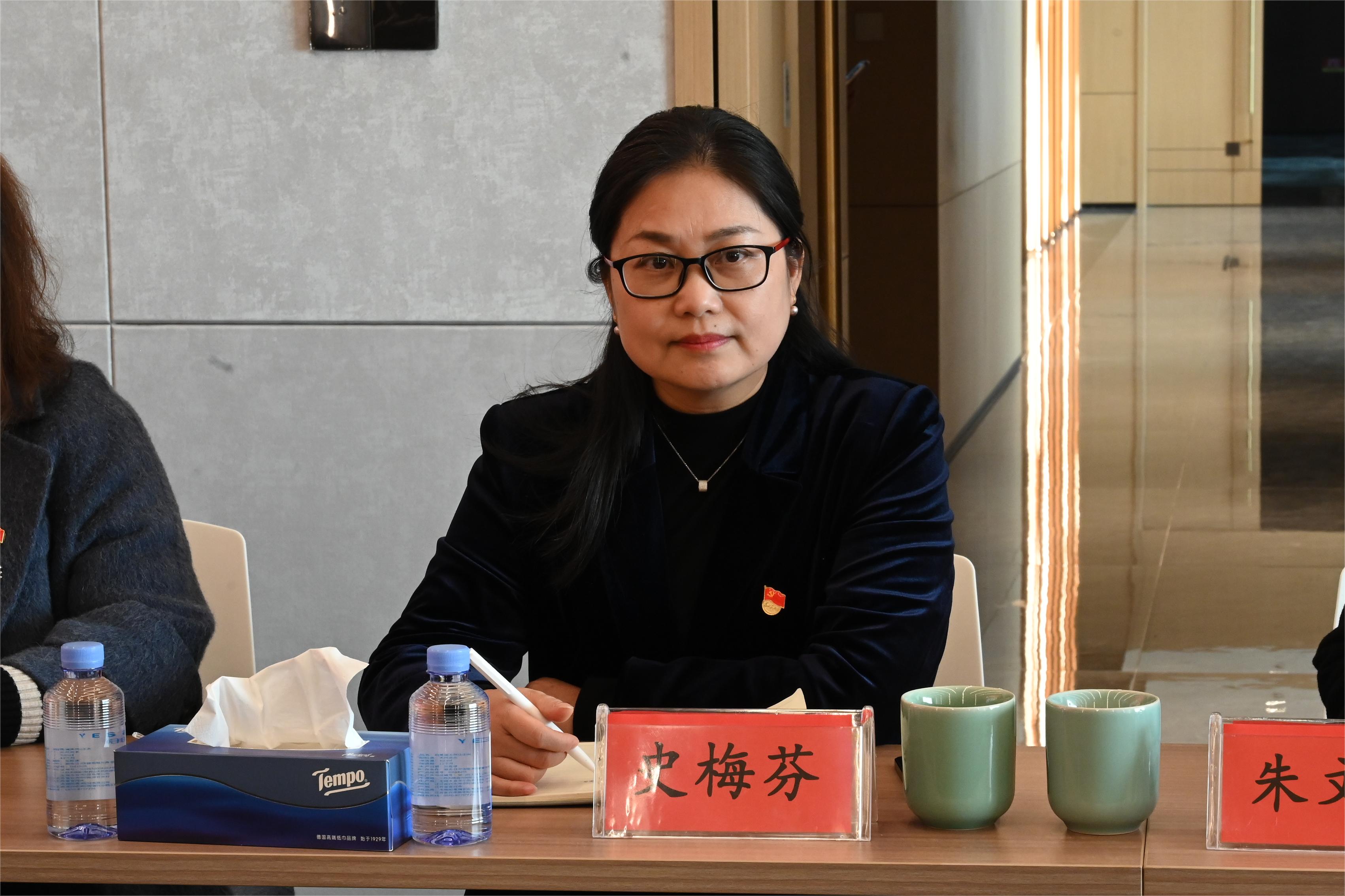 傲雪寒梅自芬芳，恒久绽放谱新章——记67381cm顶级游戏娱乐股份采供部高级部长史梅芬