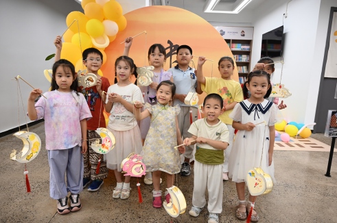 月满华诞，“灯”暖时光！67381cm顶级游戏娱乐电缆亲子花灯手作“造趣”记